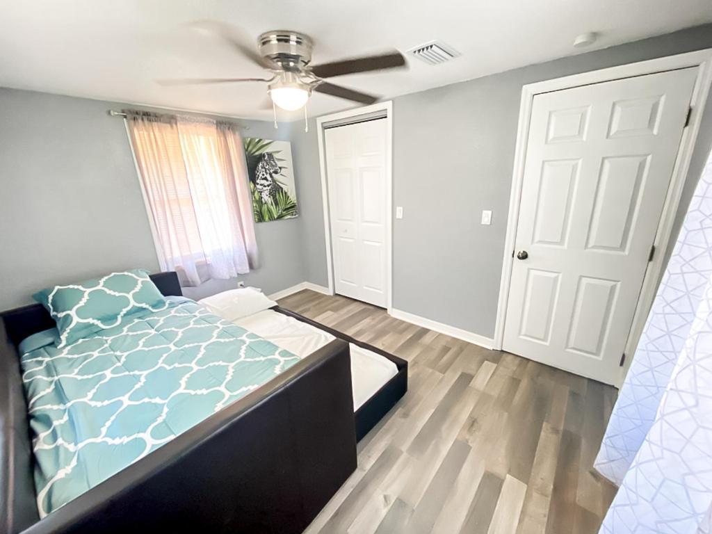 Sarasota Modern, Spacious, Comfy, Queen Beds, Backyard Rental Extérieur photo