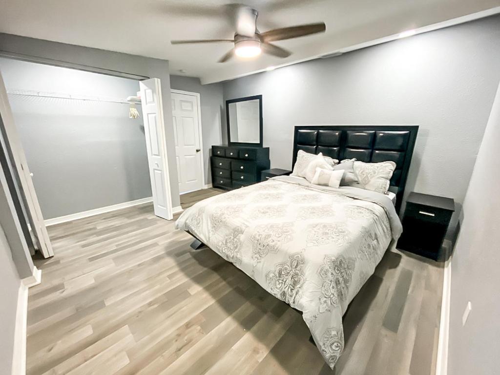 Sarasota Modern, Spacious, Comfy, Queen Beds, Backyard Rental Extérieur photo